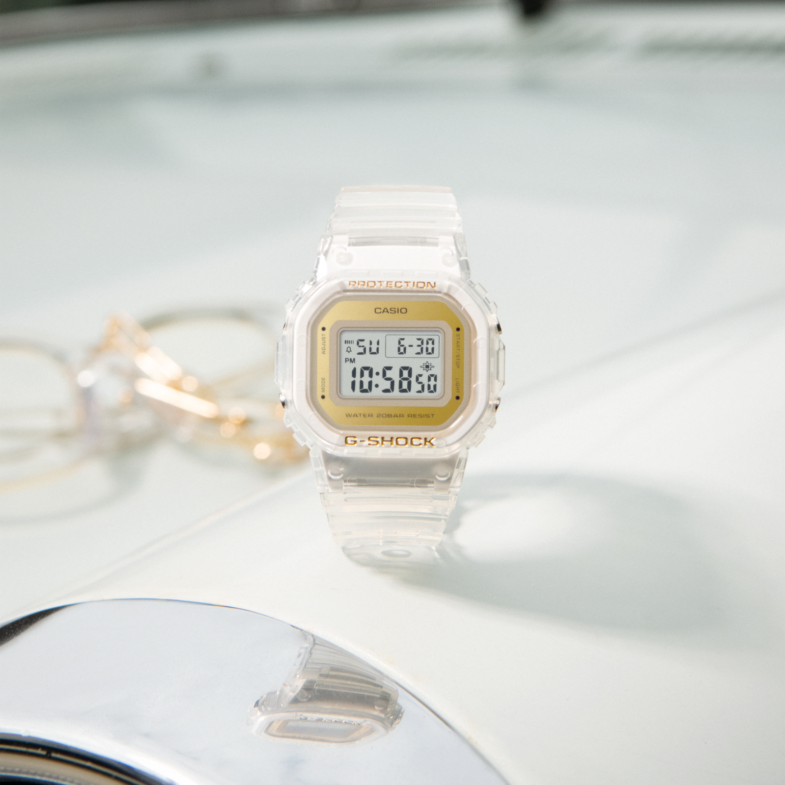 Reloj G-SHOCK GMD-S5600SG-7D Resina Mujer Transparente