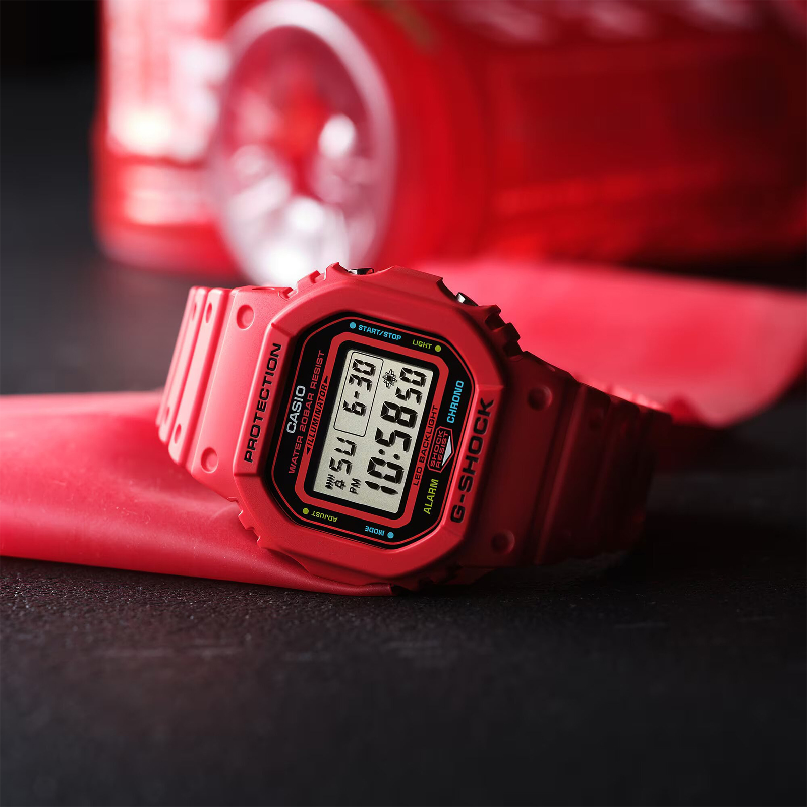 Reloj G-SHOCK DW-5600EP-4D Resina Hombre Rojo